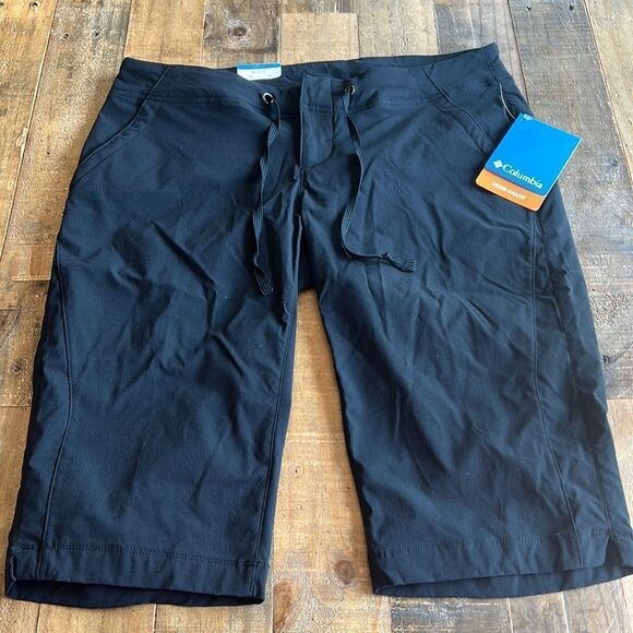 NWT WOMENS ANYTIME OUTDOOR LONG SHORTS BLACK - Picture 1 of 6